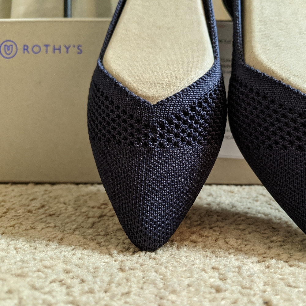 Size 6 Rothy's Flats BNIB - Picture 6 of 8